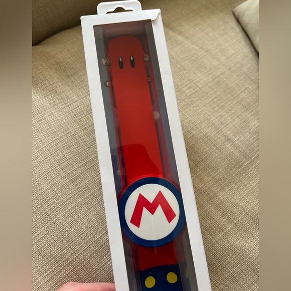 Universal Studios Epic Universe Power Up Band Mario Super Nintendo World - Picture 4 of 5